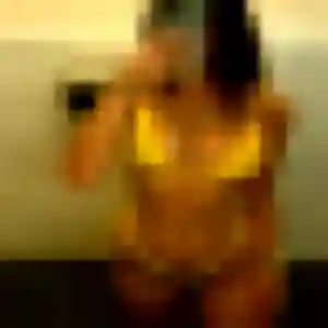 Sexy Daniela, 28 ans à Château-l'Évêque - découvrir son profil
