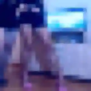 Theresa, 27 ans, en ligne à Châteauneuf-sur-Loire pour une rencontre coquine