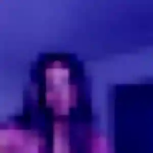 Charlotte, 24 ans, connectée à Chatuzange-le-Goubet pour une rencontre coquine