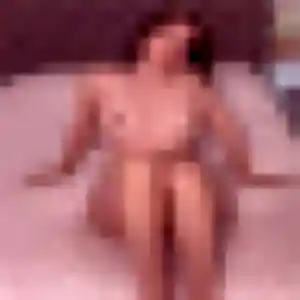 Sexy Lamia, 33 ans à Chaudon - la contacter