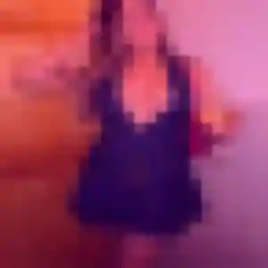 Laura, 29 ans, disponible à Chezal-Benoît pour un plan cul