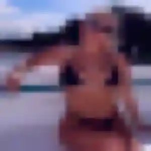 Henriette (26 ans) à Chuzelles cherche une rencontre ce soir