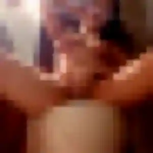 Photo de Dina à Cieux (23 ans) - plan cul gratuit