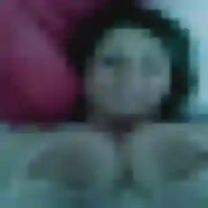 Vera, 31 ans, en ligne à Claye-Souilly pour un plan cul
