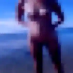 Oriane, 39 ans, en ligne à Clécy pour une rencontre coquine