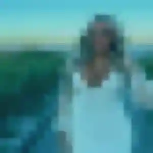Wilhelmine, 25 ans, connectée à Cléry-Saint-André pour une rencontre coquine