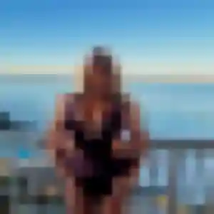 Tiffany, 36 ans, connectée à Clesles pour une rencontre coquine