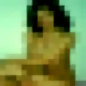 Sabrina, femme de 33 ans cherche plan cul à Condat-sur-Ganaveix