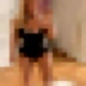 Daniela, 22 ans, connectée à Conliège pour un plan cul