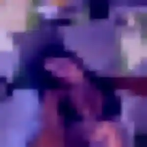 Anne (32 ans) à Contes attend une rencontre ce soir