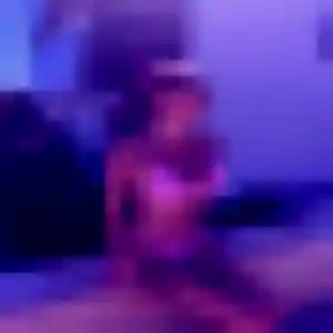 Contacte Karima, 25 ans à Coupvray en t'inscrivant