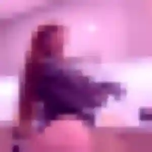 Photo de Daniela à Courcelles-Chaussy (33 ans) - plan cul anonyme