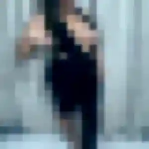 Sexy Prisca, 28 ans à Cours-les-Barres - découvrir son profil