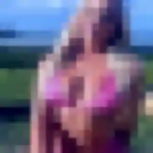 Jacqueline, 26 ans, connectée à Creissan pour une rencontre coquine