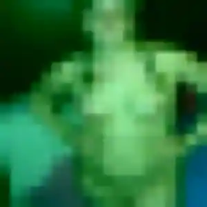 Photo de Lou-Anne à Cresserons (33 ans) - plan cul gratuit