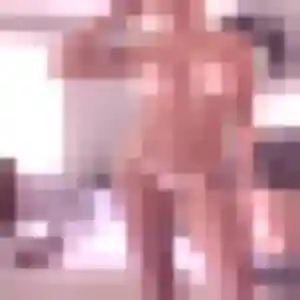 Viviane, 30 ans, connectée à Crotelles pour une rencontre coquine
