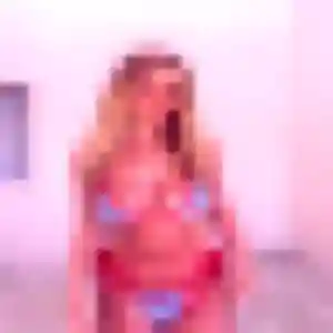 Charlotte, 24 ans, dispo pour plan cul à Crouttes-sur-Marne
