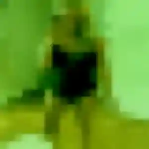 Edith, 24 ans, en ligne à Cuers pour une rencontre coquine