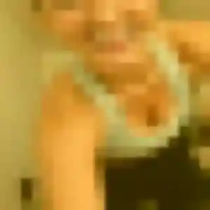 Lucie, 37 ans, disponible à Cuges-les-Pins pour une rencontre coquine