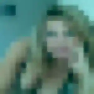 Lola, fille de 28 ans propose plan cul à Daix