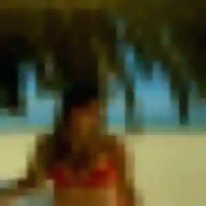 Photo de Pascale à Daix (23 ans) - plan cul discret