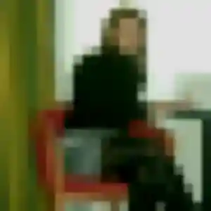 Charmante Romane, 36 ans à Damery - la contacter