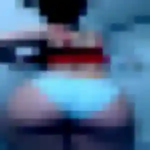 Muriel, 32 ans, en ligne à Démouville pour un plan cul