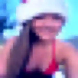 Charmante Lisa, 22 ans à Désandans - voir sa photo