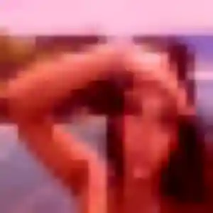 Rejoins Elvire, 22 ans à Dogneville gratuitement