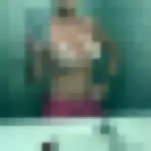 Rencontre Agathe, 45 ans à Doingt en privé
