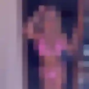 Contacte Constance, 27 ans à Dompierre-sur-Veyle gratuitement