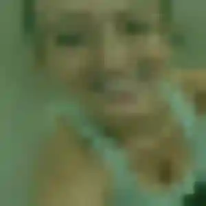 Adelaide, femme de 26 ans propose plan cul à Écouis