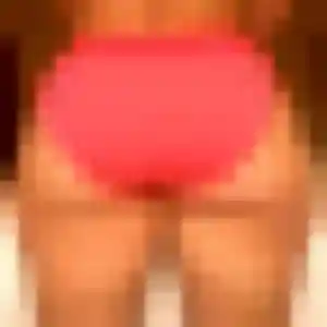 Ambre, 32 ans, connectée à Edern pour une rencontre coquine
