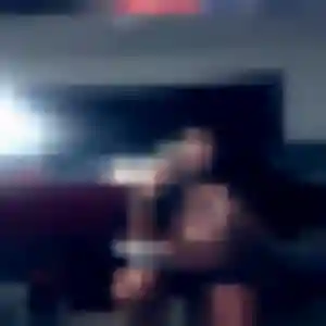 Ava, femme de 28 ans propose plan cul à Élancourt