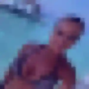 Charmante Julie, 44 ans à Entre-deux-Guiers - voir sa photo