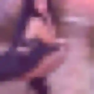 Jade, fille de 34 ans cherche plan cul à Escatalens