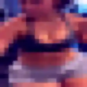 Luna de Essert, 28 ans - plan cul discret
