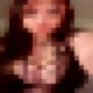 Lucie, 26 ans, connectée à Étreillers pour une rencontre coquine
