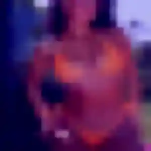 Elena, femme de 35 ans cherche plan cul à Étueffont