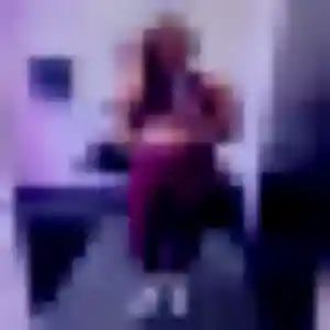 Josephine, femme de 39 ans propose plan cul à Évenos