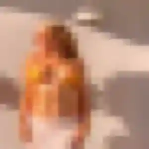 Contacte Delia, 33 ans à Eybens en privé