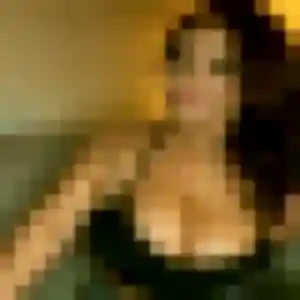 Nolwenn, fille de 32 ans cherche plan cul à Favières