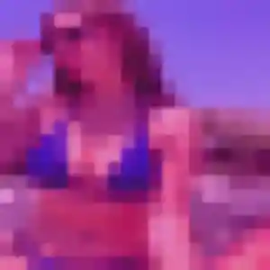 Kenza, 26 ans, cherche un plan cul à Féternes