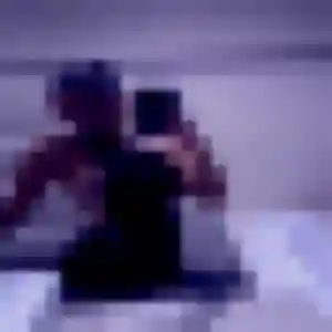 Estelle, femme de 25 ans propose plan cul à Feurs