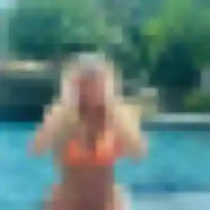 Axelle, 29 ans, connectée à Fontaine-Bellenger pour une rencontre coquine