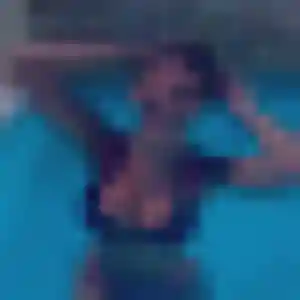 Contacte Nadine, 25 ans à Fontaine-lès-Luxeuil en t'inscrivant