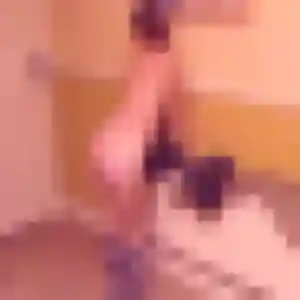 Photo privée de Zephyrine, 40 ans à Fontenay-le-Vicomte - plan discret