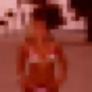Photo privée de Urielle, 36 ans à Fourques - plan discret