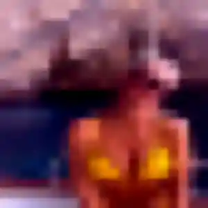 Yannick, 27 ans, connectée à Fraize pour une rencontre coquine