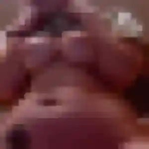 Meriem, 37 ans, connectée à Fréjus pour une rencontre coquine